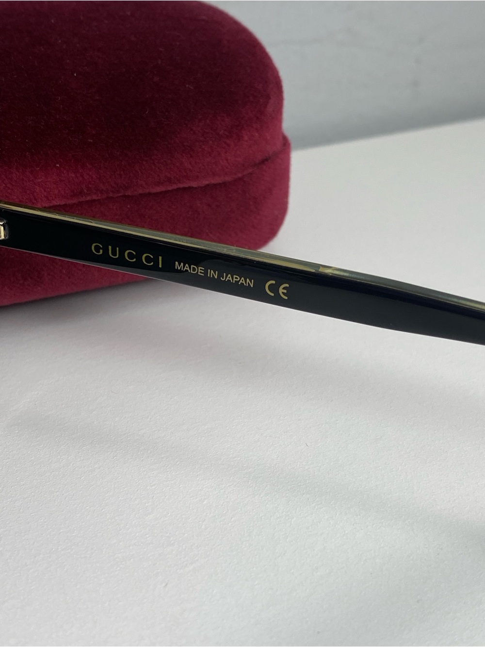 Gucci Black/Gold Men's GG059S NWOT Sunglasses - Picture 5 of 11